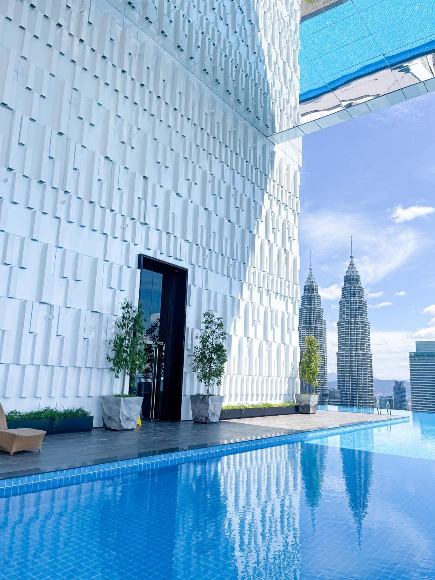 Face Kl Tower Klcc Pavilion By Kimiro Kuala Lumpur Zewnętrze zdjęcie